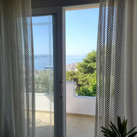 Appartamento Hillside Garden *