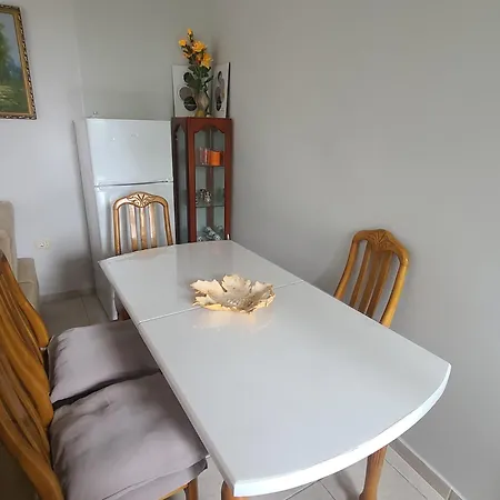 Apartment Hillside Garden